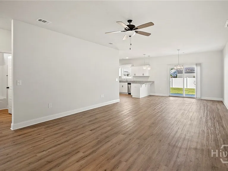 171 Gavin Way — Photo 3