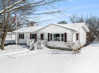 724 Cherokee St, Traverse City, MI 49684