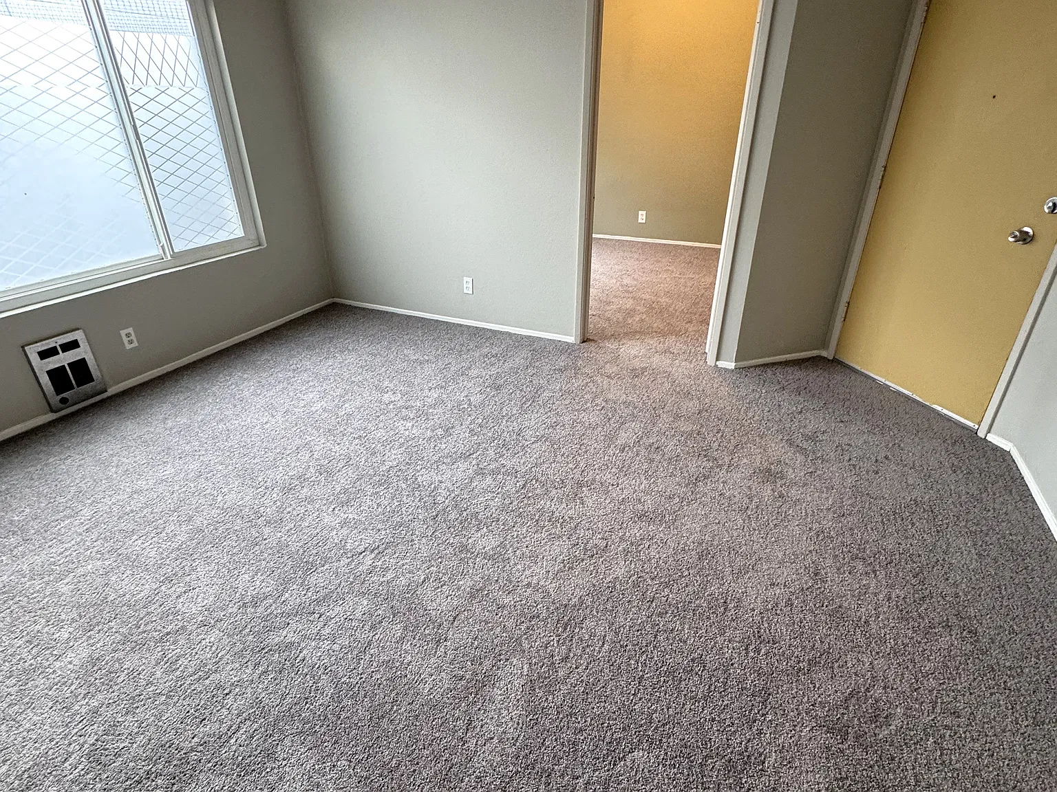 1 bed, $3,000 — Photo 4