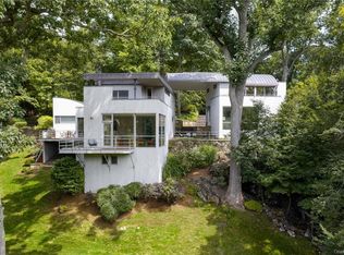 54 Cross Pond Rd, Pound Ridge, NY 10576