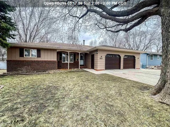 467 Rohr St, Arnolds Park, IA 51331