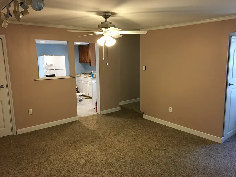 822 Bay Way — Photo 1