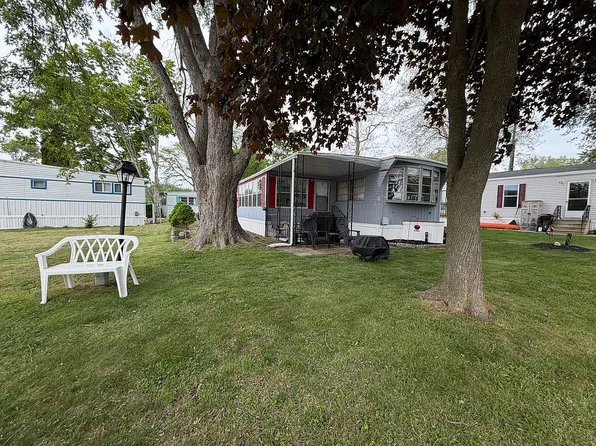 1 Ems #B37-46, Warsaw, IN 46582