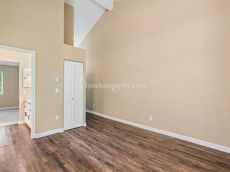 9977 SE Talbert St — Photo 8