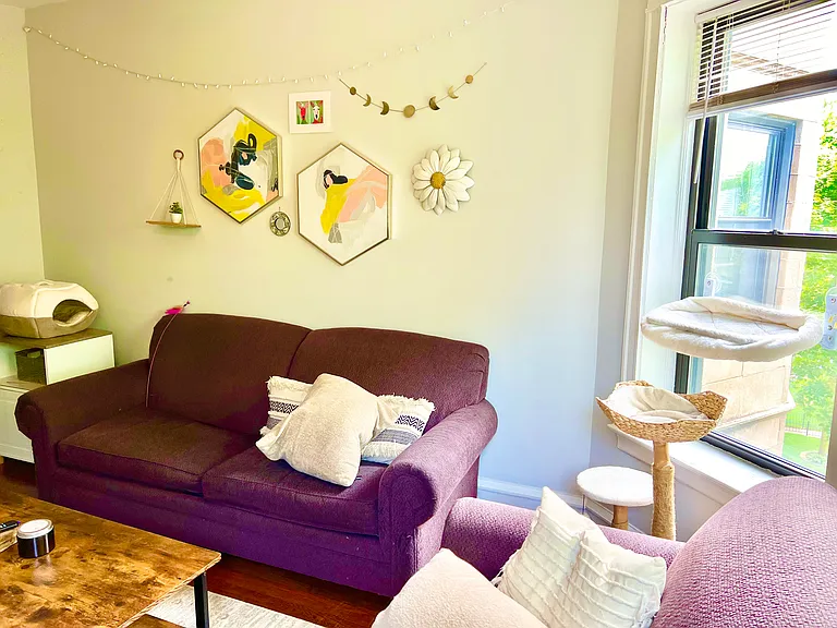 903 W Sheridan Rd #3 — Photo 4