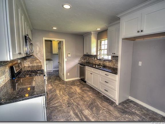 4th image of 3667 E 49th St S