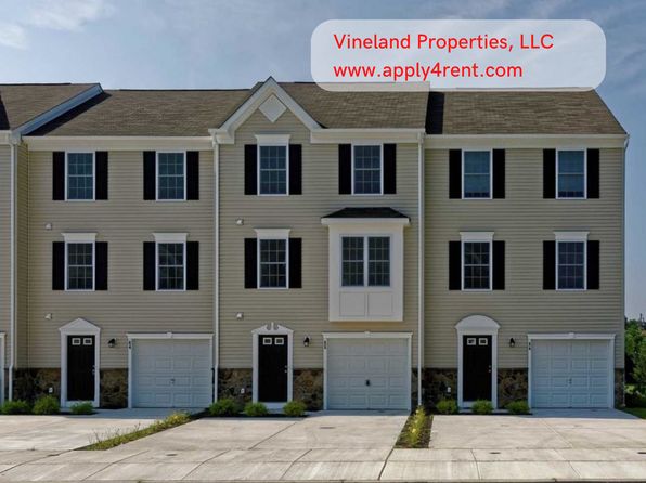 2102 E Oak Rd UNIT A4