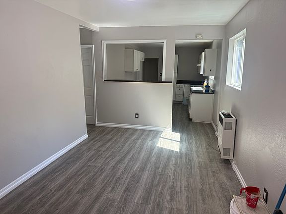 5th image of 1343 E 59th Pl