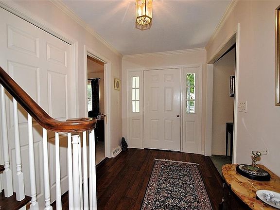 4th image of 118 Countryside Dr