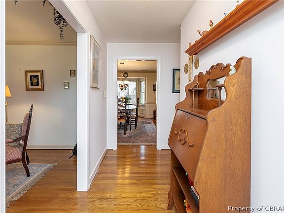 3rd image of 108 Old Carriage Way