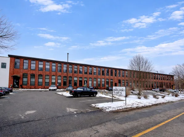 30 Lincoln Street #213, Westbrook, ME 04092