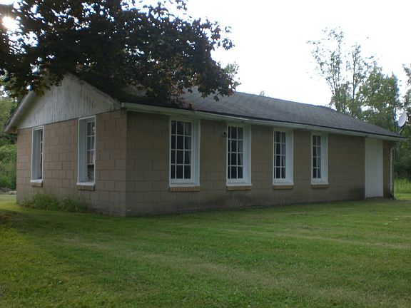 Large multi-use building