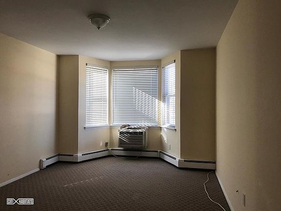 3rd image of 1511 Jordan Ct #2