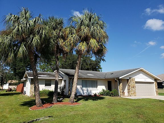3rd image of 1440 Carrington Ave
