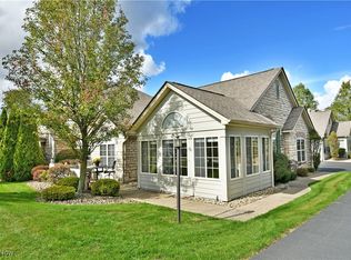 9264 Sharrott Rd UNIT 101, Poland, OH 44514