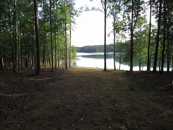 2nd image of 151 Shoreline Dr