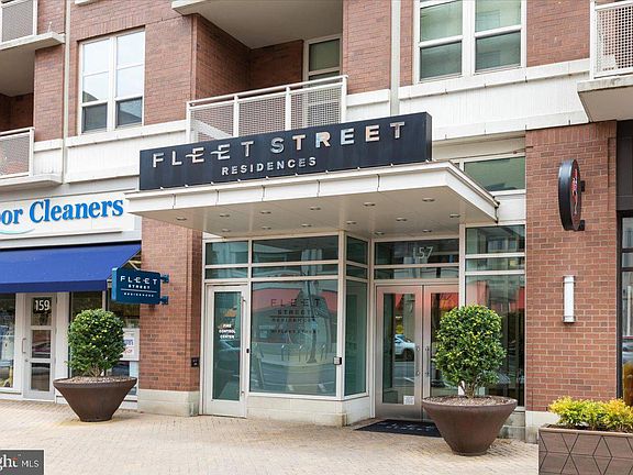 2nd image of 157 Fleet St Unit 606