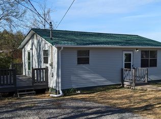 306 Cesar St, Athens, TN 37303