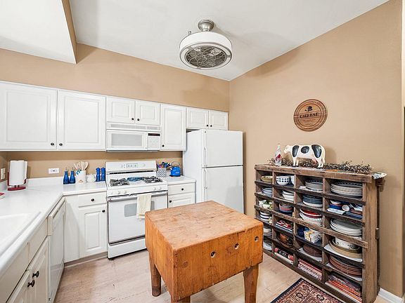 5th image of 2744 Odlum Dr #2744