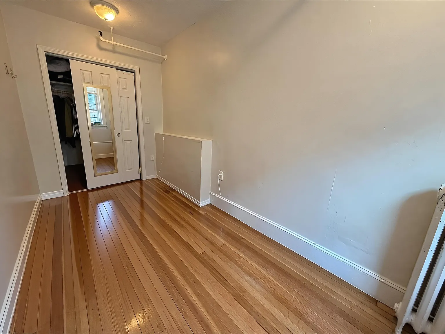 2 bed, 9999 sqft, $2,500 — Photo 4