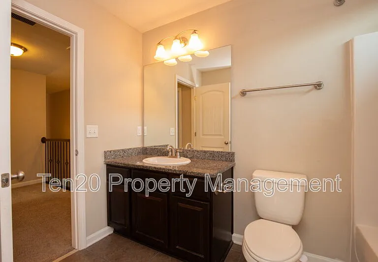 2510 Ridgewood Way — Photo 24