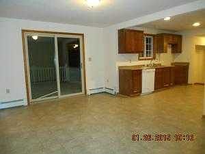 Dining & Kitchen Area