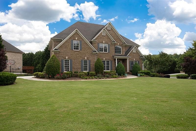 1st image of 1270 Cresthaven Ln