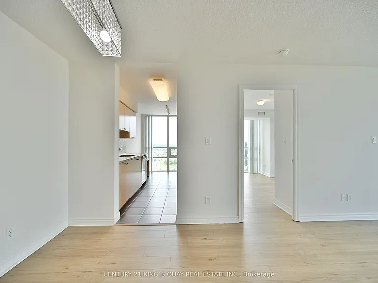 88 Grangeway Ave #2205 — Photo 5