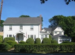 1 Cedar St, Wenham, MA 01984