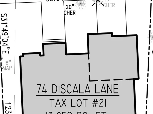 74 Discala Ln, Staten Island, NY 10312