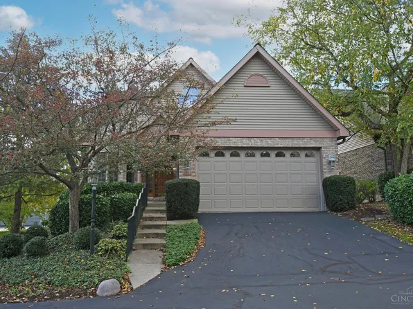 8849 Montgomery Rd, Cincinnati, OH 45236