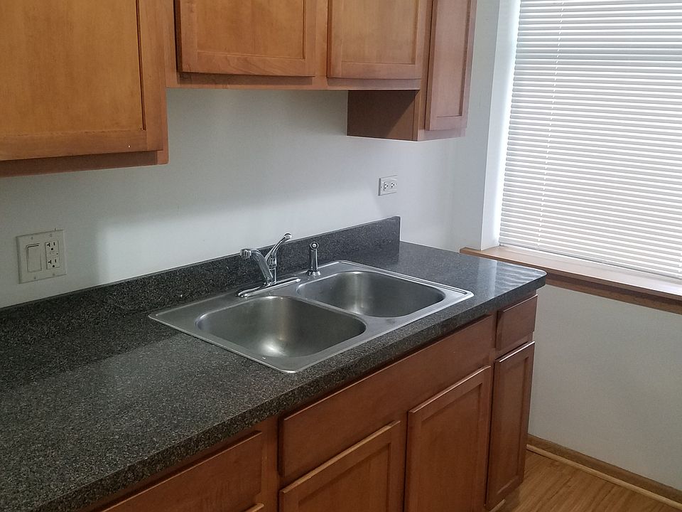 1st image of 4356 S Lake Park Ave #43562N