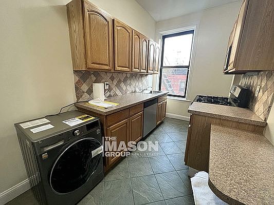 1st image of 171 E 81st St #5S