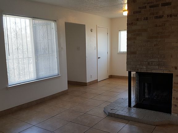 3rd image of 1314 San Pedro Dr SE APT A