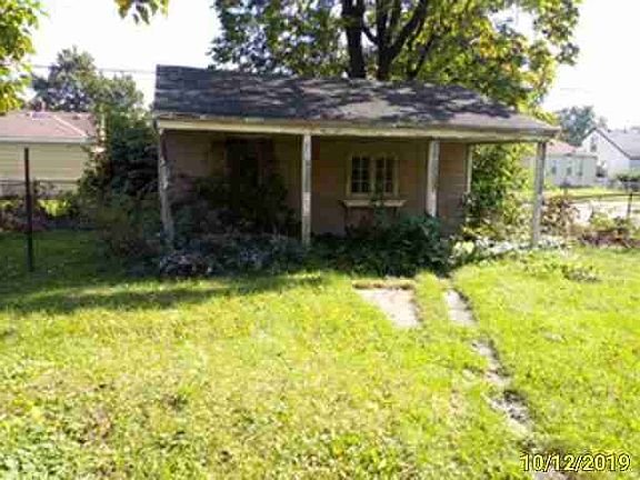 1133 S Deacon