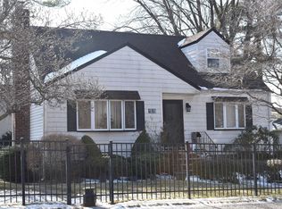1535 Kiefer Ave, Elmont, NY 11003