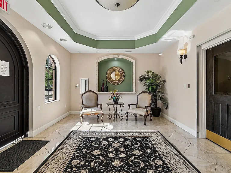 7702 Lake Vista Ct #202 — Photo 43
