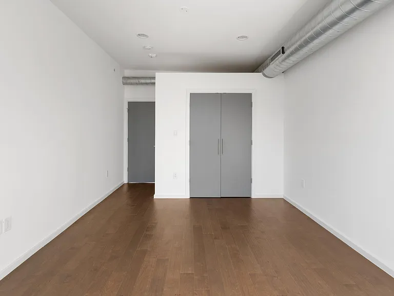 634 W Jefferson St #2 — Photo 13