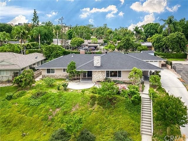 1st image of 1115 S Montezuma Way