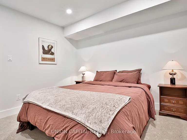 278 Lisgar St #C — Photo 11