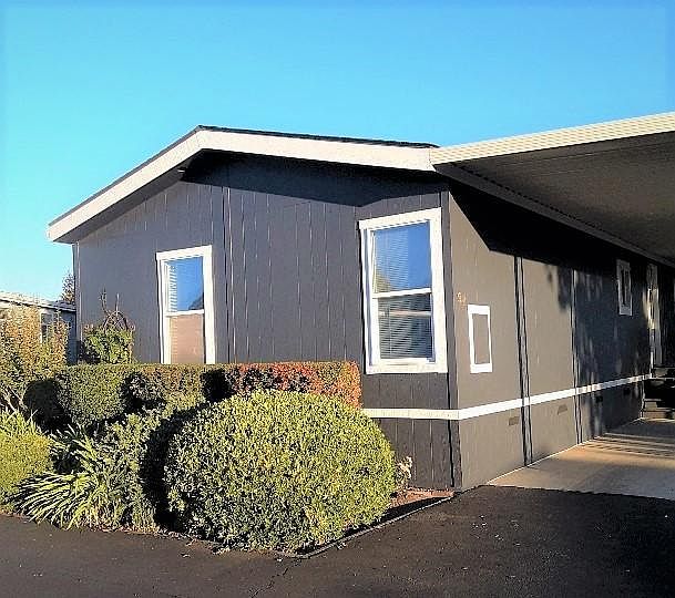 1st image of 94 Candlewood Dr