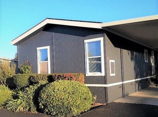 94 Candlewood Dr, Petaluma, CA 94954