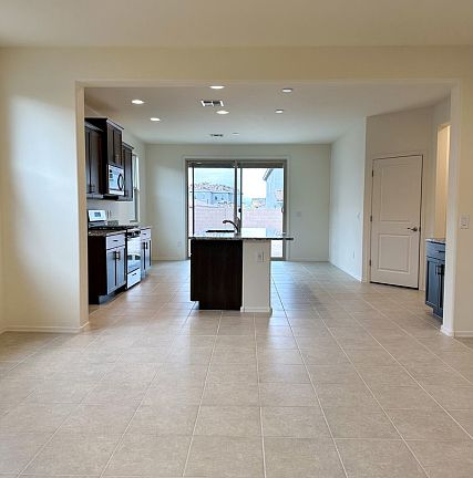 2nd image of 6691 Camino Estarna