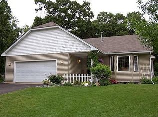 421 Juniper St, Mahtomedi, MN 55115