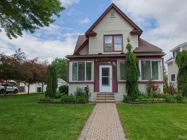 116 Scott Blvd, Mount Clemens, MI 48043