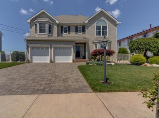 58 Cedar Island Dr, Brick, NJ 08723