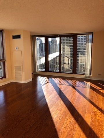 1st image of 200 N Dearborn St Unit 3502