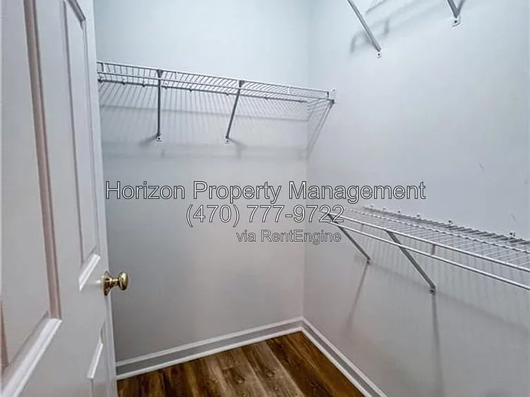 3971 Hidden Hollow Dr — Photo 11