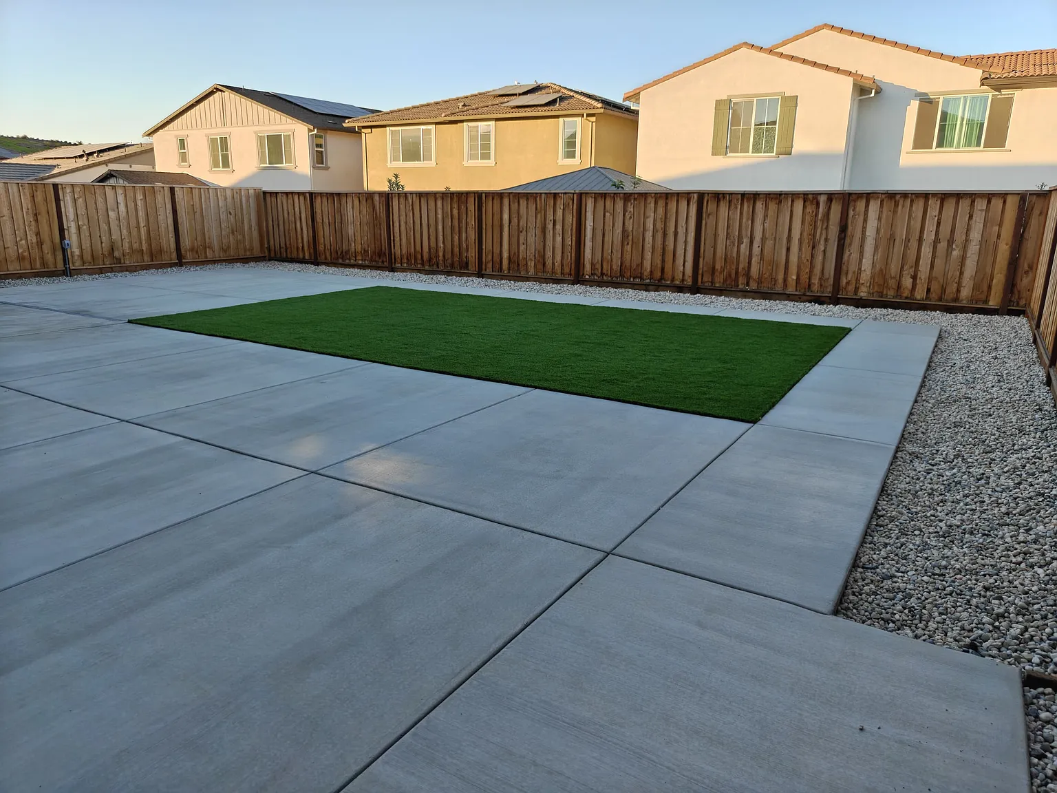4 bed, 2639 sqft, $3,600 — Photo 2