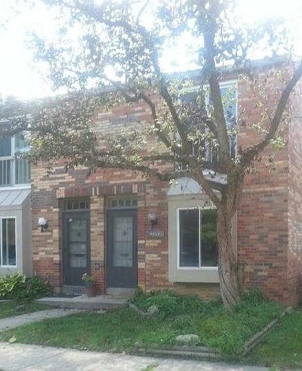 1st image of 4821 Moreland Dr W